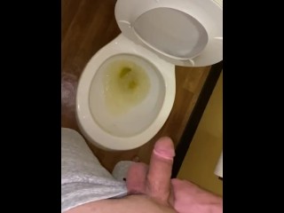 Barefoot pissing in public hotel restroom splashed on my feet and left it HUGE dick moaning relief