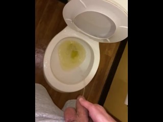 Barefoot pissing in public hotel restroom splashed on my feet and left it HUGE dick moaning relief