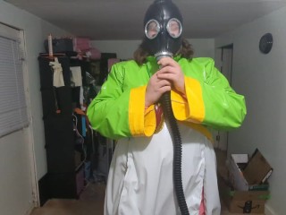 PVC Suit Gasmask Breathplay and Cosplay