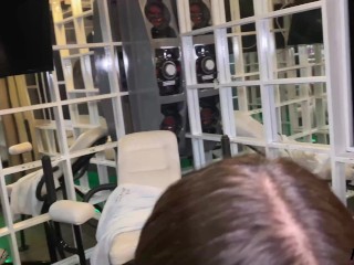 mi novio me quita la virtud en un motel y descubro que tiene una polla muy grande