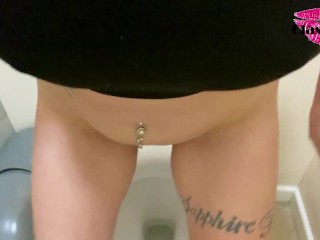 CLOSE UP pussy PISSING compilation