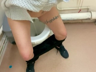 CLOSE UP pussy PISSING compilation