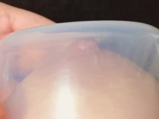 おっぱいを密封して引っ張ってみただけ（？）　素人日本人おっぱい/Japanese Amateur Hentai Nipple Play