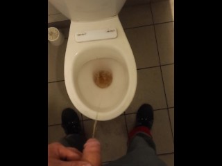 The Plumber Pisses with his Beautiful Dick in the Toilet which he Subdued