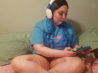 Gamer Girl Erica Harmon takes a break from Fortnite to suck a cock.