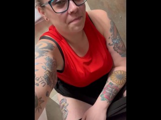 BBW MILF pees in public restroom