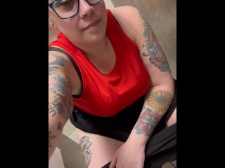 BBW MILF pees in public restroom