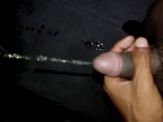 Llegue Justo A Orinar 💧🤫😏