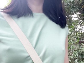 【ノーブラ散歩】上野動物園にいったら…【ちくぽっち】