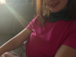 Молоденькая секретарша жестко трахается в жопу с боссом, чтобы босс увеличил зарплату