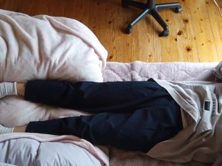 【盗撮風】「乳首いじりながらのマンズリやっべ！！」ボーイッシュ女子のオナニー