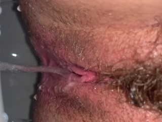 CLOSE UP: Peeing Into Toilet Hairy Pussy Strong Stream