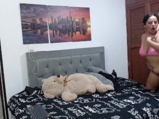 Secretary fucks her boss to get a raise