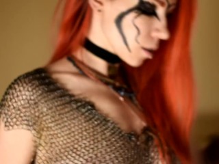 Skyrim warrior fucks himself with a dildo