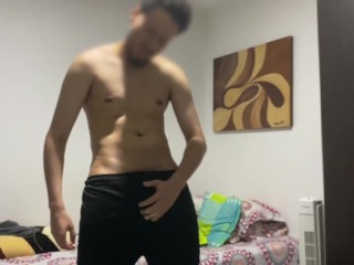 This boy jerk off in the living room of his house while the door is open (BONUS TRACK)