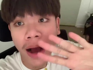 get cum on my desktop / thai boy