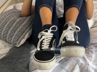 Latina Student give VANS Shoejob for a Big Cummy MESS 😈