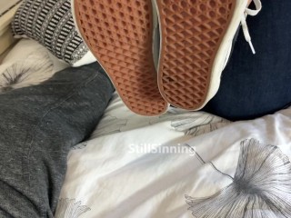 Latina Student give VANS Shoejob for a Big Cummy MESS 😈