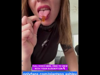 Your giantess Ashley fart and ass fetish