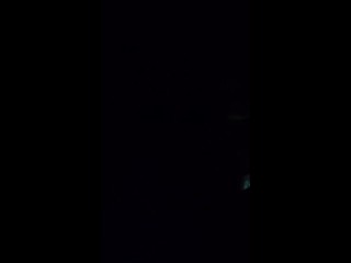 Me quedo atrapada en el lavarropas y el plomero me hace suya