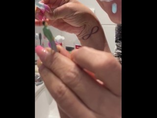 Mia giantess bbw wants you to see her brushing her teeth