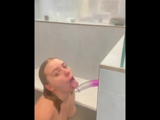 shower deepthroat and dildo fuck