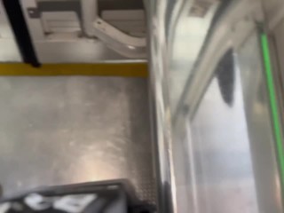 Joi español-esposa pervertida saca tu leche en el metrocable antes de irte a trabajar-Hairylonely