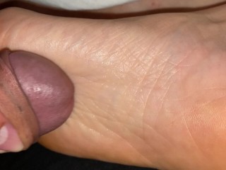 Just cum on my wrinkled soles