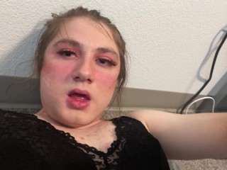 Please please please let me wear your cum on my face