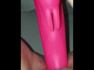 Tindr date fucks herself with my Rabbit and let’s me film her under the covers