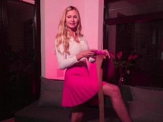 HOT STRIPTEASE FROM A NEIGHBOR THROUGH THE WALL