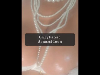 HOTWIFE Loves a PEARL NECKLACE &LINGERIE