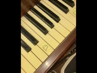 Roomie pissed me off so I pissed on their piano
