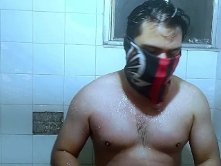 Me baño y les platico de las mujeres que cambiaron mi vida