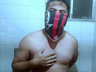 Me baño y les platico de las mujeres que cambiaron mi vida