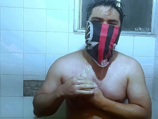 Me baño y les platico de las mujeres que cambiaron mi vida