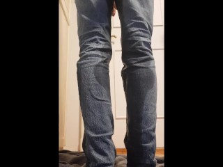 Pissing my jeans and putting on a diaper after