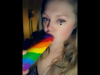 Deep throat clip on a rainbow cock pop message if interested in the video of what else I do with!