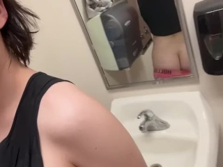 Getting horny in the bathroom between classes (unmuted is on OF)