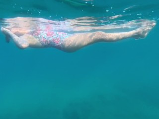 Spreading legs, sexy ass, underwater flower dress