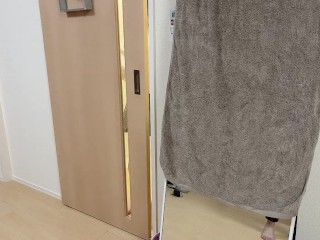 [1]後輩呼んで巨乳を揉ませて欲しいって懇願したらまさかのOKだったので揉みまくった動画-日本人/素人カップル/個人撮影/巨乳