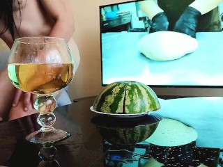 PISS - DRINK - ladyboy pissing in glass and drink yourself urine 😋🍷