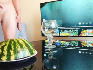 PISS - DRINK - ladyboy pissing in glass and drink yourself urine 😋🍷