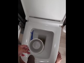 Pissing in cup