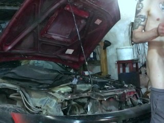 SEXY MECHANIC GETS POUNDED Toyota AE101