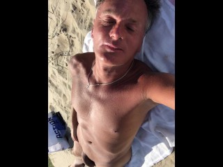 UltimateSlut Christophe PUBLIC MASTURBATION AT THE BEACH