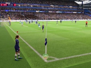 c'est un match de foot avec des femmes