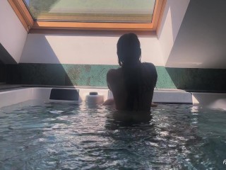 JACUZZI FUCK Who Wanna Join Us? - Peaky Brownies