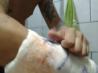 Hora do banho com gesso