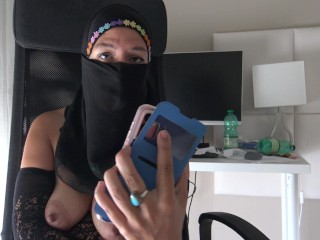 Kinky Arabic Hijab Stepmother ديوث مصري يصور مراته كلامها وسخ اوووي